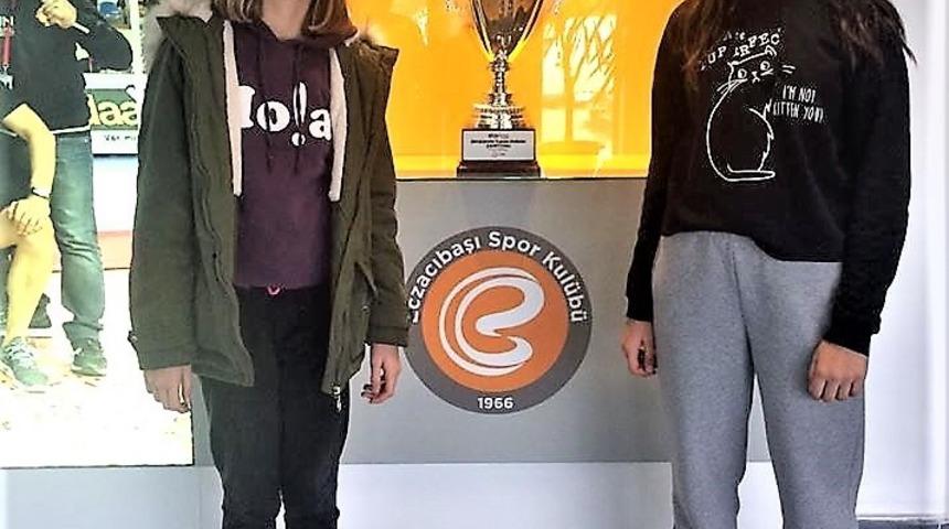 Aydınlı Sudenaz ve Cemre kampa &ccedil;ağrıldı