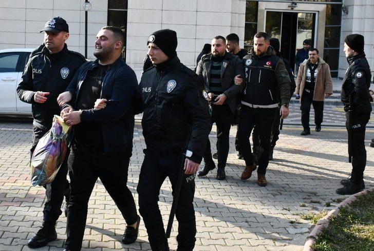 Manisa’nın Akhisar ilçesinde otel odasına uyuşturucu operasyonu G2