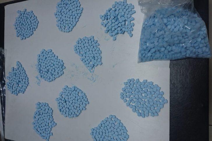 Manisa’nın Akhisar ilçesinde otel odasına uyuşturucu operasyonu G4