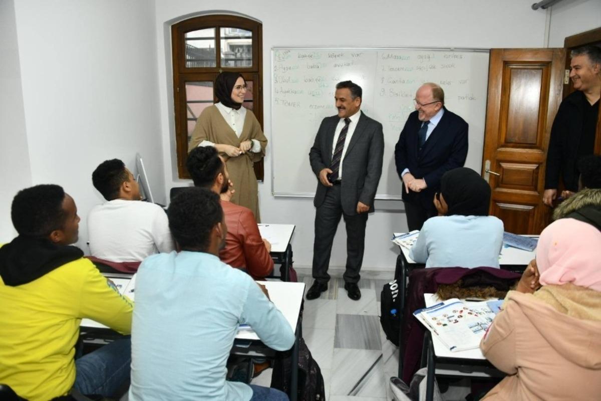 Vali Kaymak SAM&Uuml;&rsquo;de