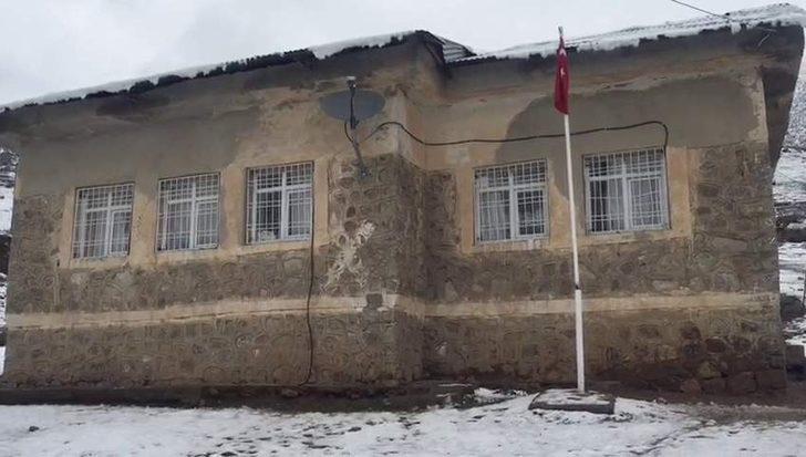 Siirt'te köy okulunda öğretmenin soba maşasıyla öğrencileri yaktığı iddiası sonrası harekete geçildi! G1