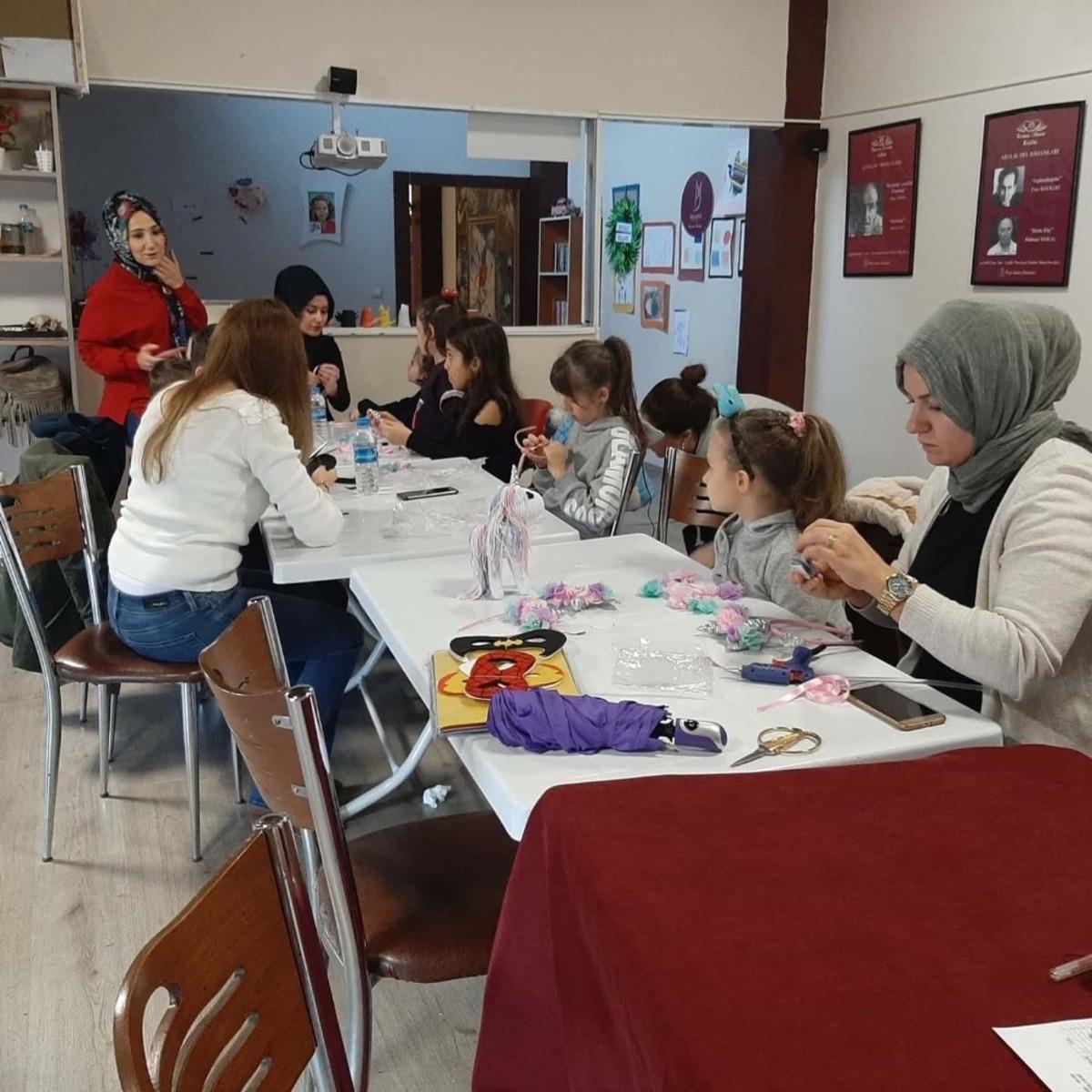 &Ccedil;ocuklara s&ouml;mestr boyunca eğlenceli etkinlikler