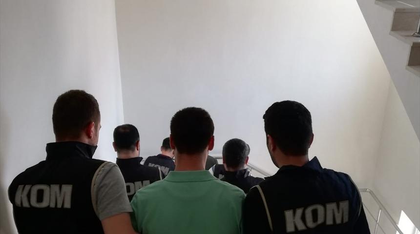 FET&Ouml;'n&uuml;n askeri yapılanmasına y&ouml;nelik operasyonda yakalananlardan 2'si tutuklandı
