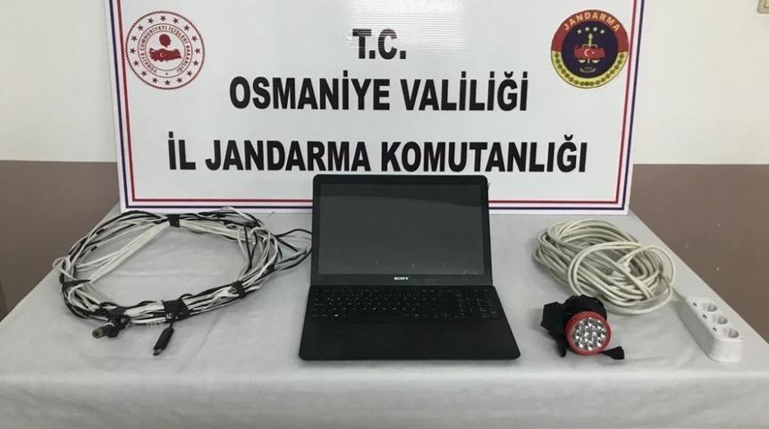 Ka&ccedil;ak kazı yapmak isteyen 3 kişi yakalandı