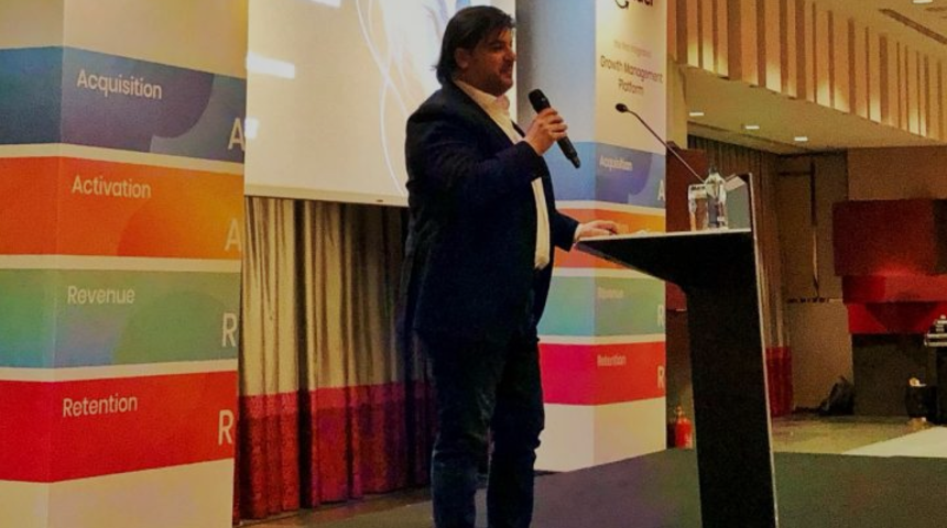 Emre Kurttepeli, Insider Lansman Gecesinde Keynote Konuşması Yaptı