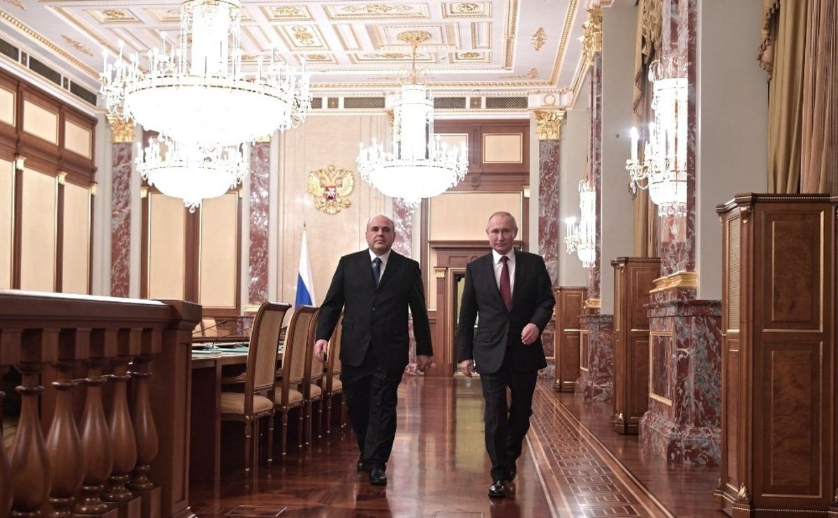 Rusya&rsquo;nın yeni Başbakanı Mişustin, Putin&rsquo;e yeni kabineyi tanıttı