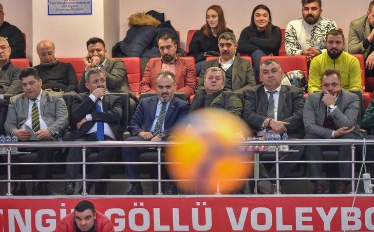 Efeler Ligi: Bursa Büyükşehir Belediyespor: 3 - İnegöl Belediyespor: 1 G2