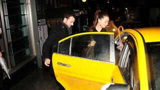 Azra Akın'ın arka kapı taktiği tutmadı