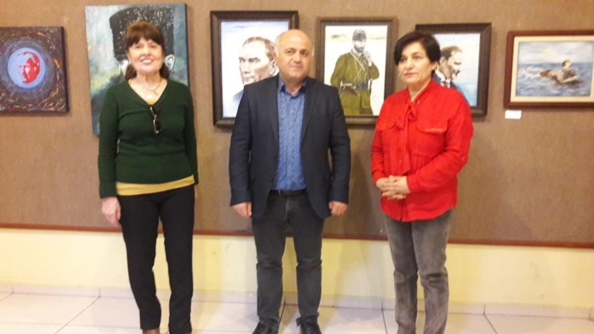 Adanalı 22 ressam Tarsus&rsquo;ta sergi a&ccedil;tı