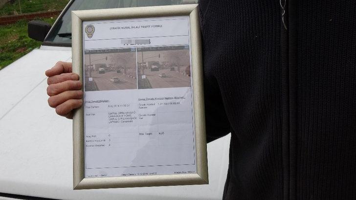 75 yaşındaki adam hayatında ilk kez trafik cezası yedi, hatıra kalsın diye çerçeveletti G3