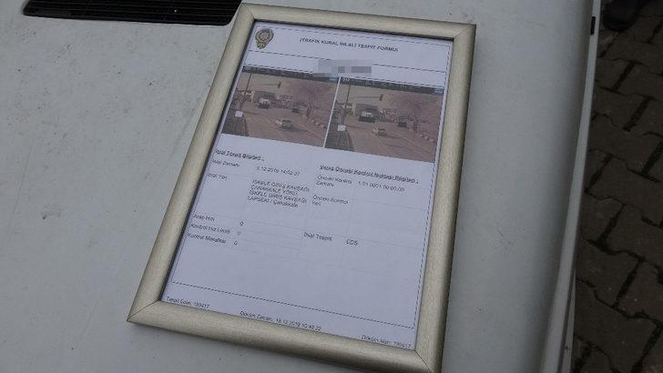 75 yaşındaki adam hayatında ilk kez trafik cezası yedi, hatıra kalsın diye çerçeveletti G4