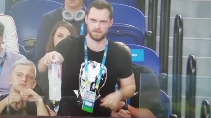 Avustralya Açık Tenis Turnuvası'na Atatürk tişörtlü Denis Vashchuk damgası