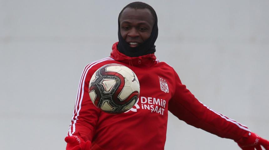 Sivasspor, soğuğu fırsata çeviriyor