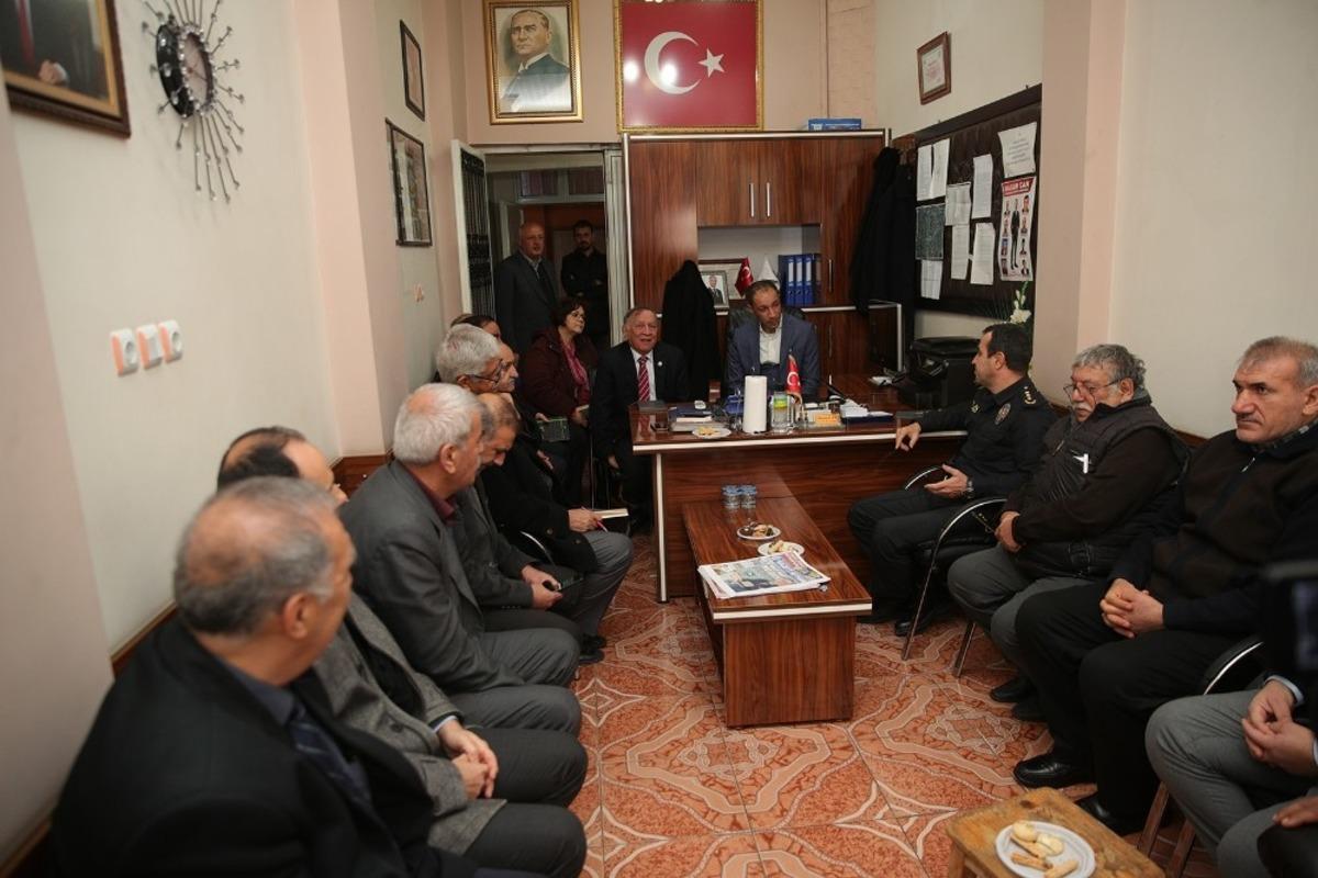 Başkan Akay: "Seyhan&rsquo;ı muhtarlarla y&ouml;neteceğiz"