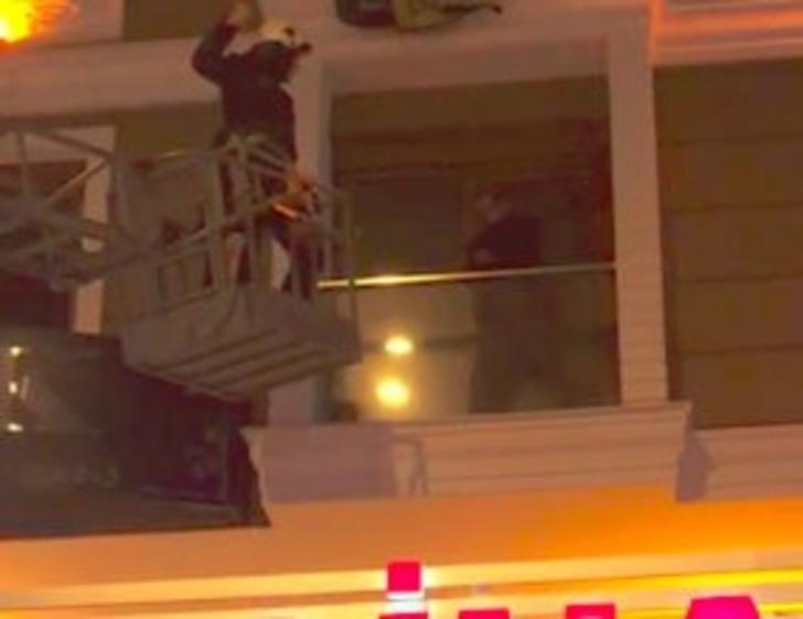 Polisin kumar baskınında panikleyince kaçtığı balkonda mahsur kaldı G3