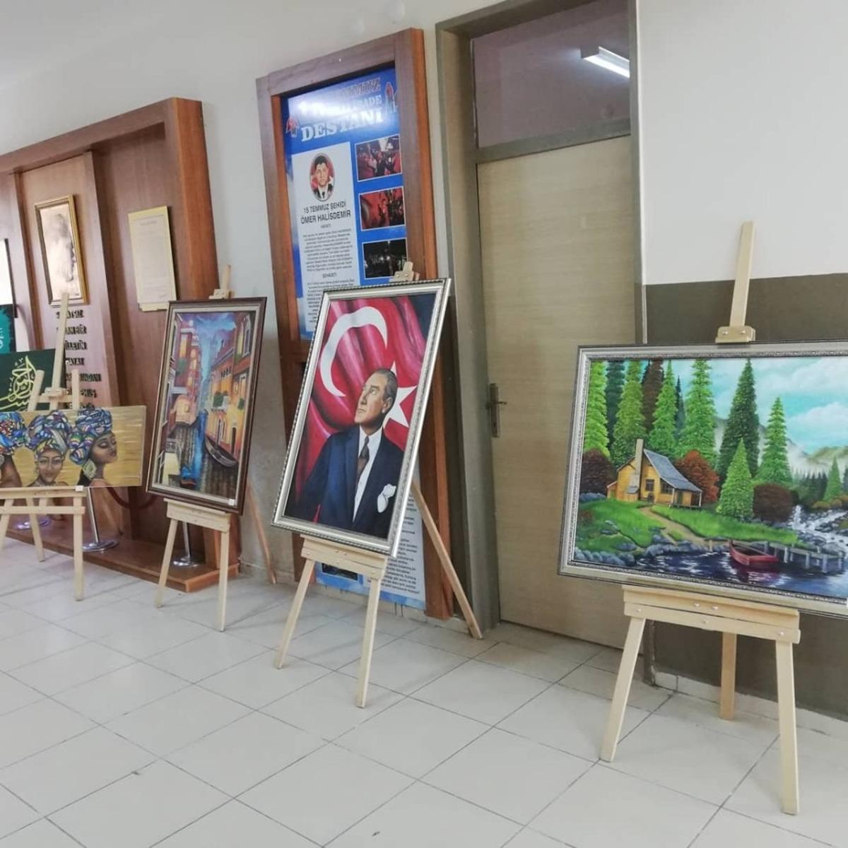 Seyitgazi Halk Eğitim Merkezi kurslarına yoğun ilgi