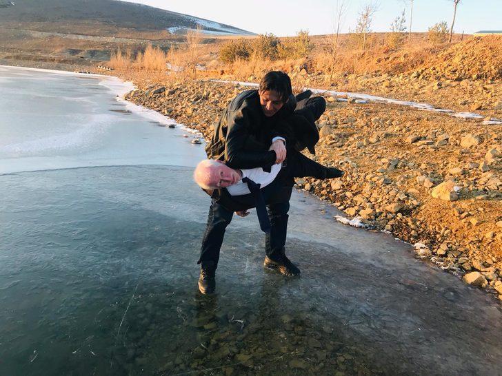 Burası Bayburt! Gökçedere Gölü buz tutunca bakın ne yaptılar G4