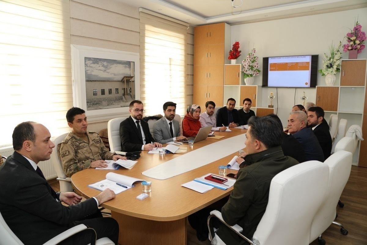 Başkale&rsquo;de &lsquo;uyuşturucu ve madde bağımlılığıyla m&uuml;cadele&rsquo; toplantısı