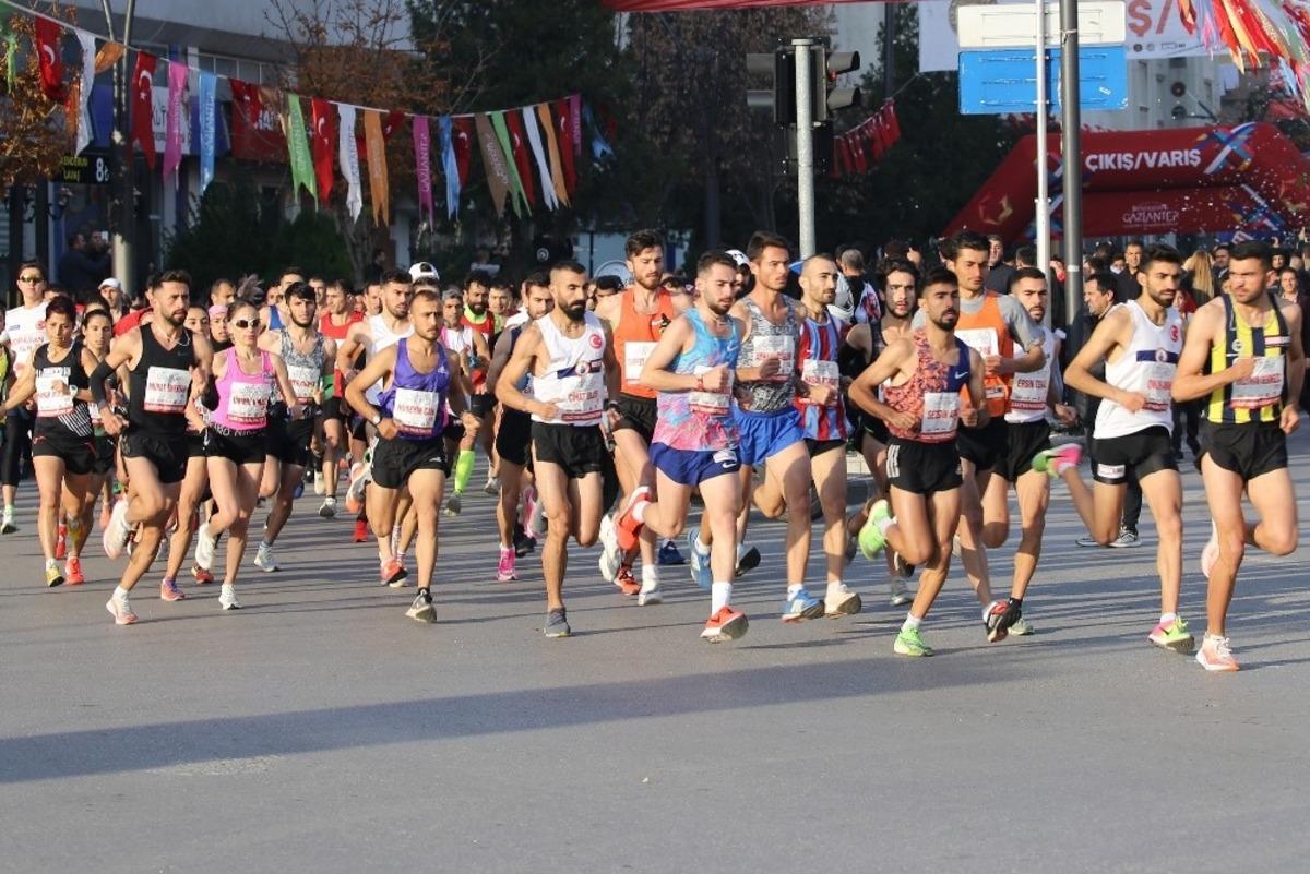 &ldquo;Atat&uuml;rk Yol Koşusu" i&ccedil;in geri sayım başladı