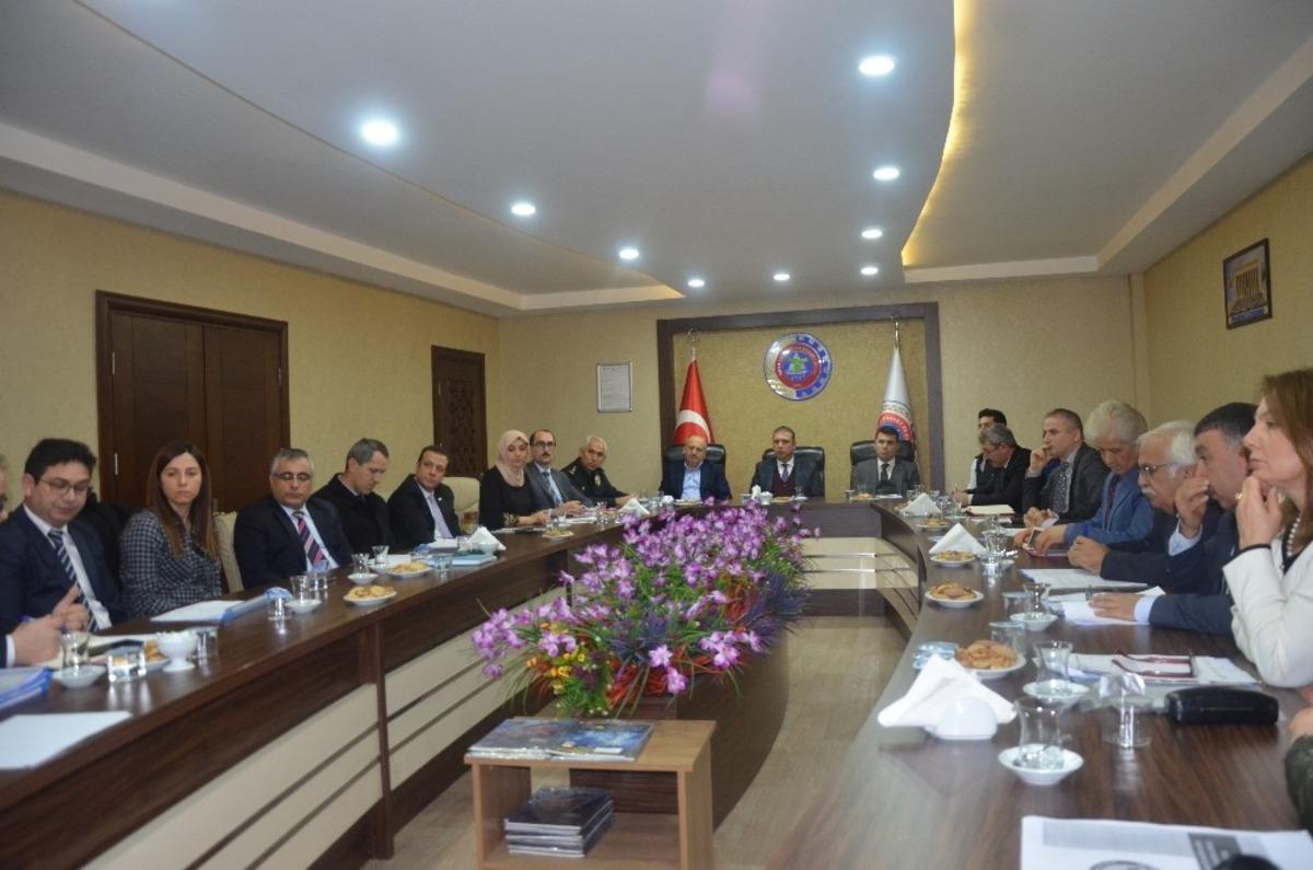 Bağımlılıkla m&uuml;cadelede kararlılık vurgusu