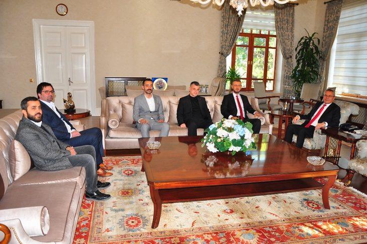 Vali Deniz’e Manisaspor forması G3