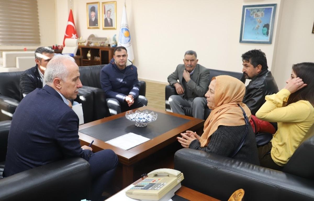 Başkan G&uuml;ltak, Halk G&uuml;n&uuml;nde sorun ve talepleri dinledi