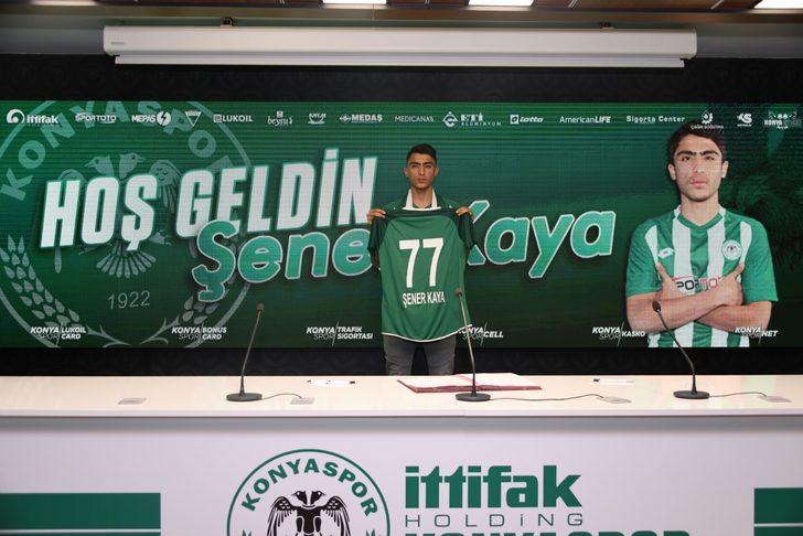 Konyaspor, 2003 doğumlu Şener Kaya ile profesyonel sözleşme imzaladı G3