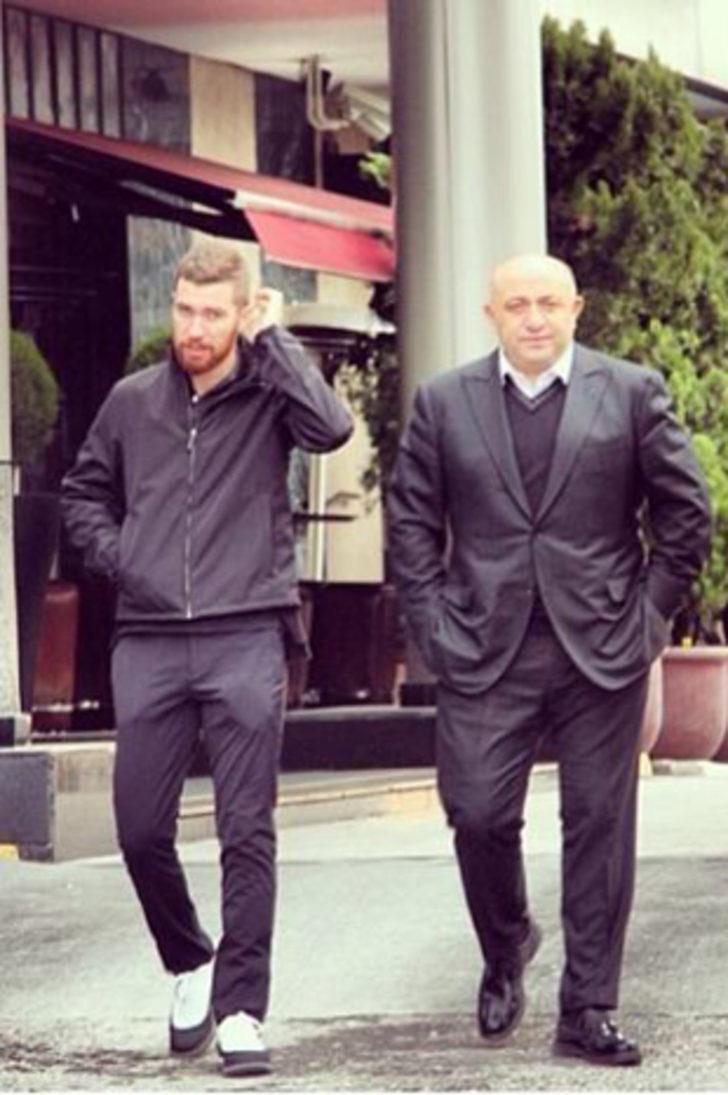 Sakallarını Seda Sayan yüzünden kesmiş G2