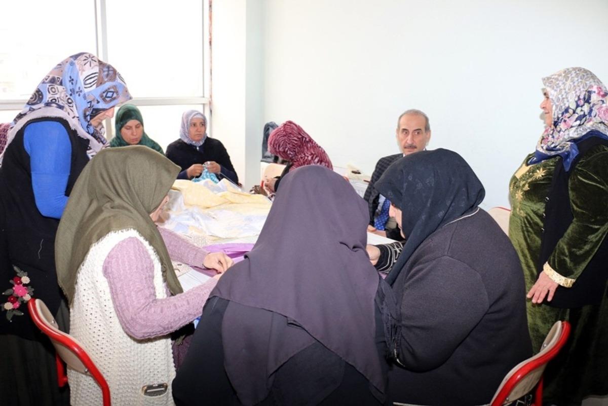 Başkan Yal&ccedil;ınkaya&rsquo;dan &uuml;reten kadınlara tam destek