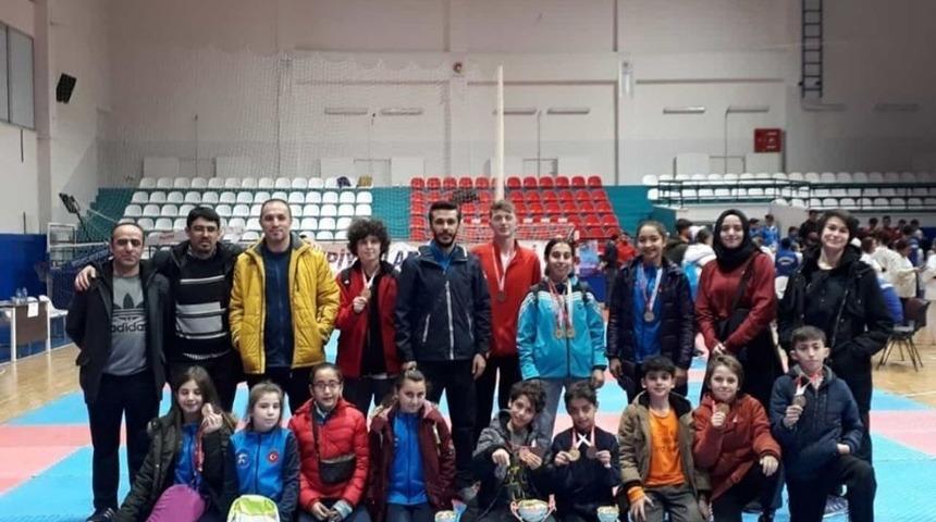 Kayserili sporcular Samsun&rsquo;dan 19 madalya ile d&ouml;nd&uuml;