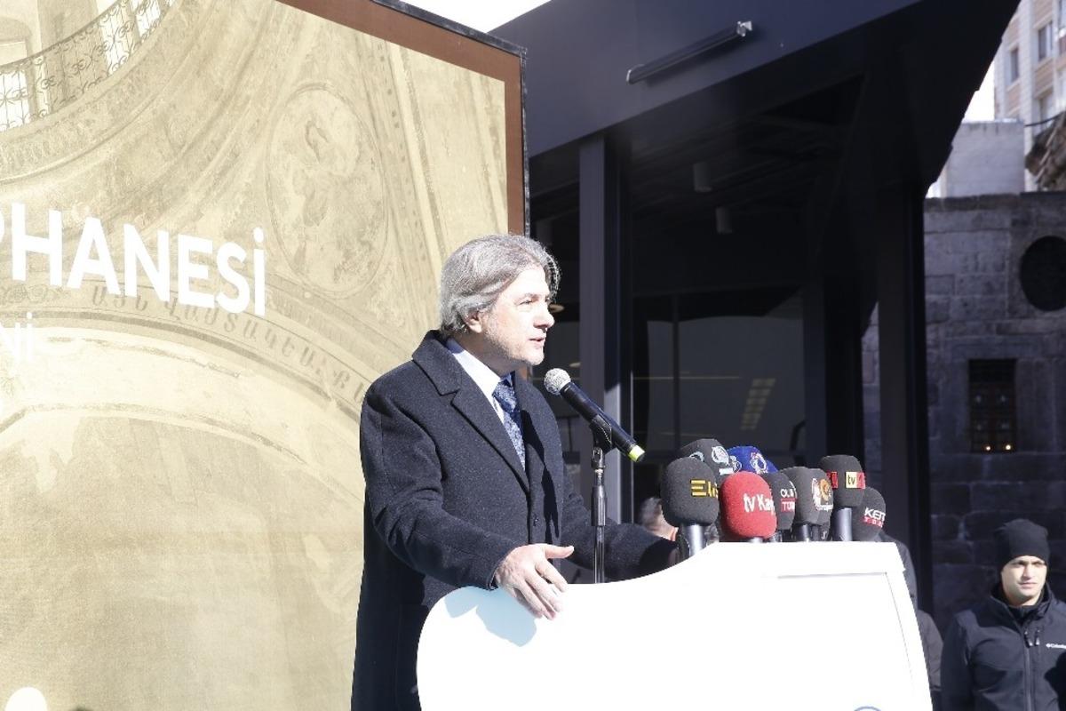 Tarihe destek, eğitime hizmet