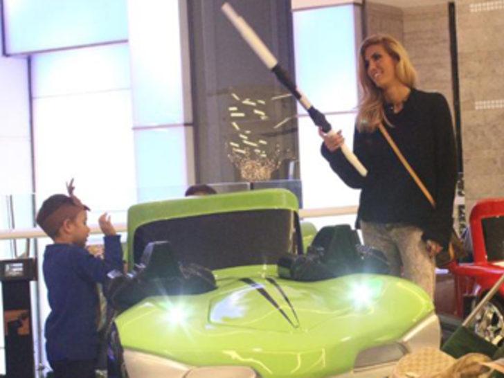 Çağla Şıkel'den mutlu aile tablosu G4