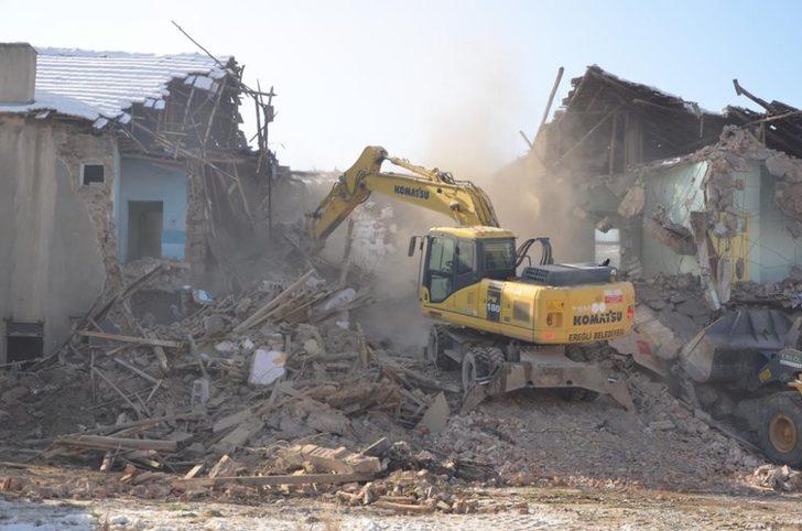 Ereğli Belediyesi metruk bina bırakmıyor G1