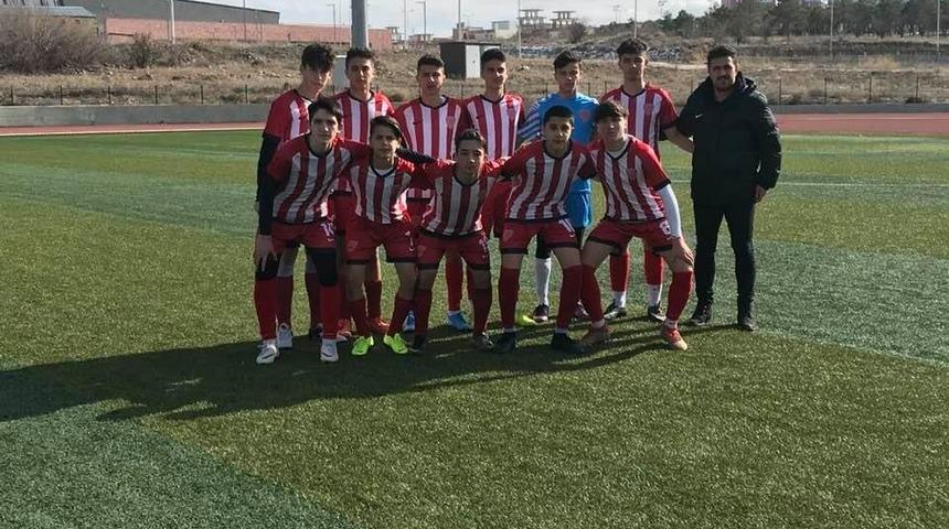 Nevşehir Belediyespor U16 şampiyonu oldu
