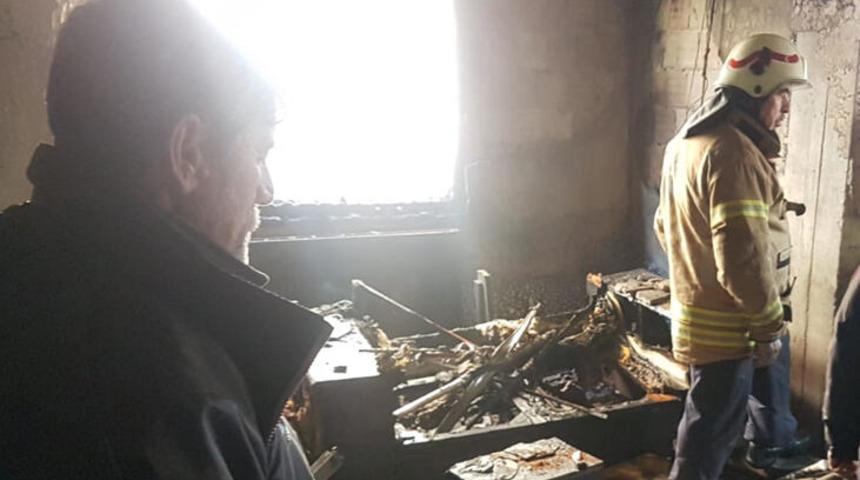 Son dakika: Büyükçekmece'de bir dairede patlama! 