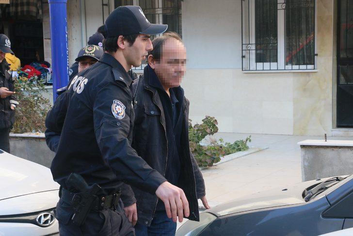 Manisa'da ailesiyle tartışan şahıs soluğu apartmanın çatısında aldı G5