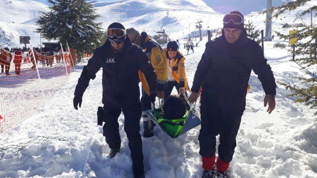Isparta JAK Timleri, Davraz’da 44 kişiyi kurtardı