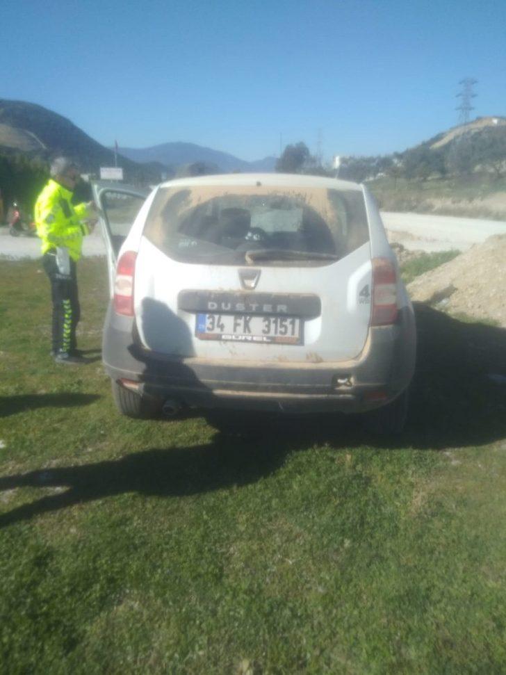 Panik kaza getirdi; 1 yaralı G4