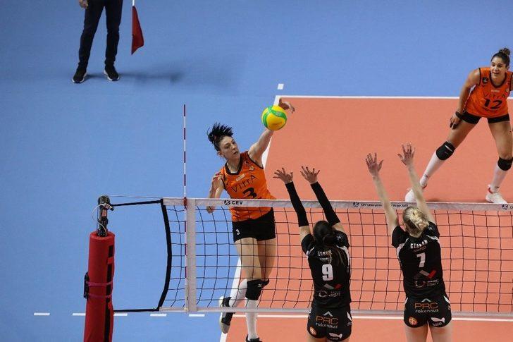 2020 CEV Şampiyonlar Ligi: Eczacıbaşı VitrA: 3 - LP Salo: 0 G4