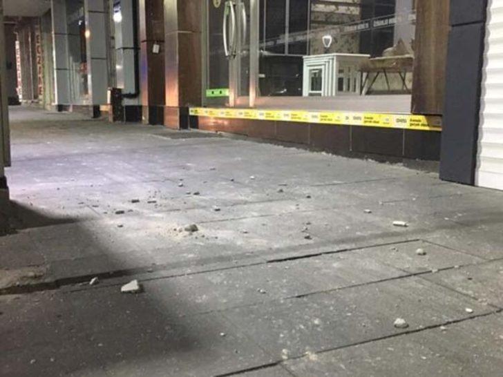 Son dakika: Manisa'da 5,4 büyüklüğünde deprem! İstanbul, İzmir ve Bursa'dan hissedildi (AFAD-Kandilli Rasathanesi Son Depremler) G5