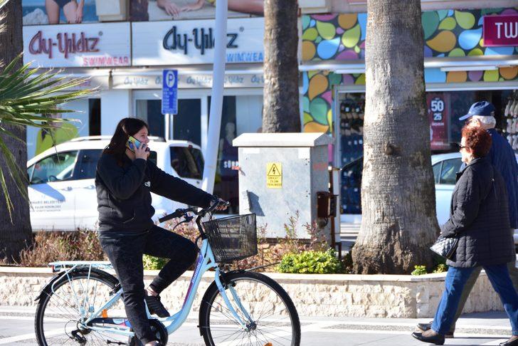 Marmaris'te Ocak ayında yazdan kalma günler G2