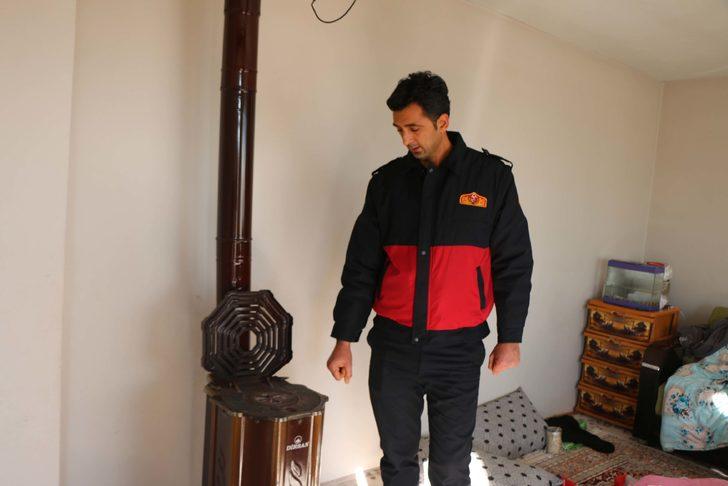 Küçük Melisa'nın ağlaması ailesini ölümden kurtardı G3