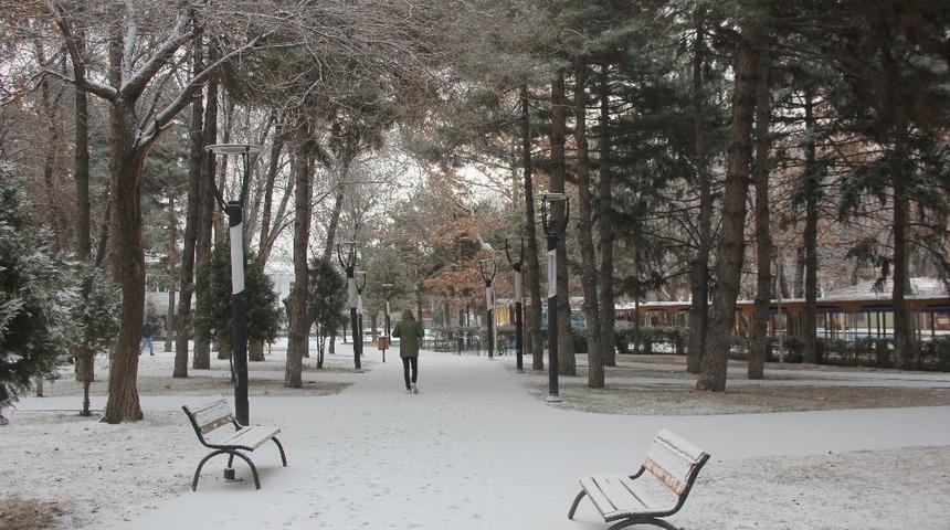 Doğu Karadeniz&rsquo;de karla karışık yağmur ve kar yağışı bekleniyor