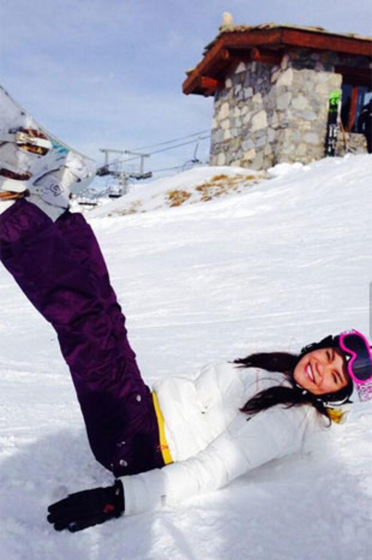 Ebru Şallı ile Sinan Akçıl yine tatile çıktı G3