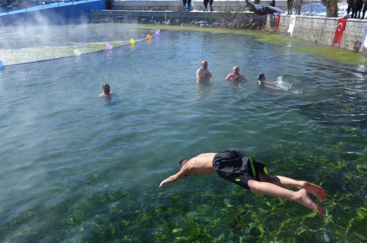 2020 B&uuml;nyan Kış Y&uuml;zme Şenliği 26 Ocak&rsquo;ta yapılacak