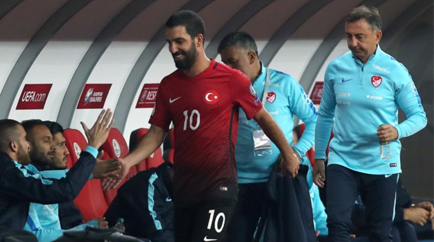 Arda Turan, Flamengo'yu beklemeye aldı