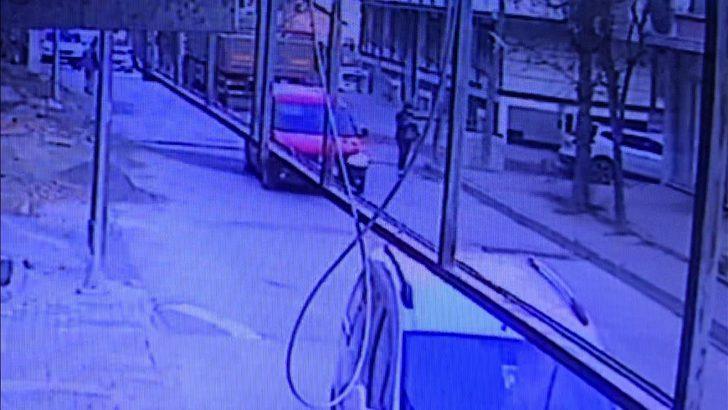 Arnavutköy'de pompalı tüfekle güpegündüz dehşet saçtı!  G3