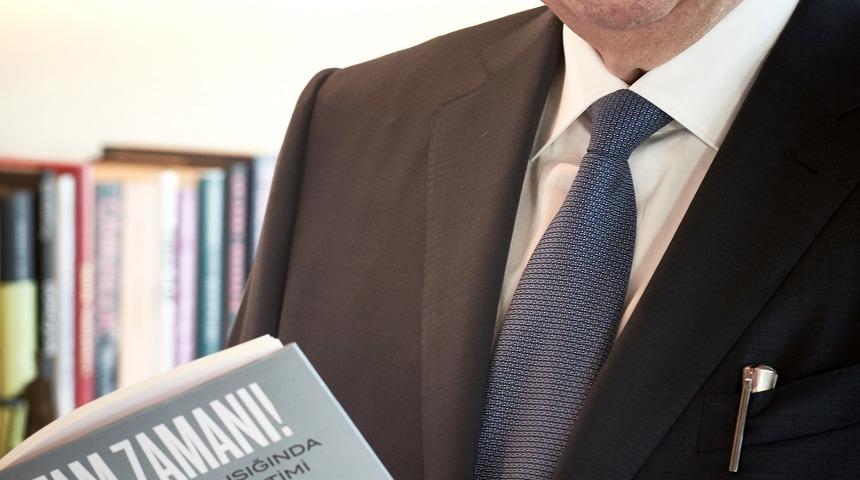 Aclan Acar 45 yıllık deneyimini kitaba taşıdı: Tam zamanı
