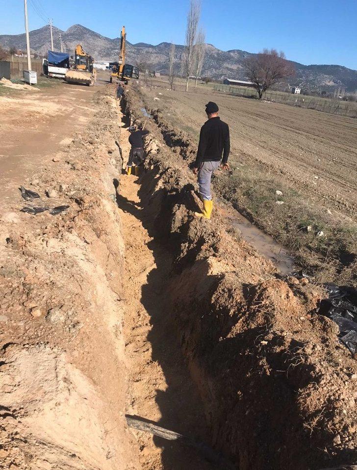 Döşemealtı’nda kilit taşı çalışmaları G4