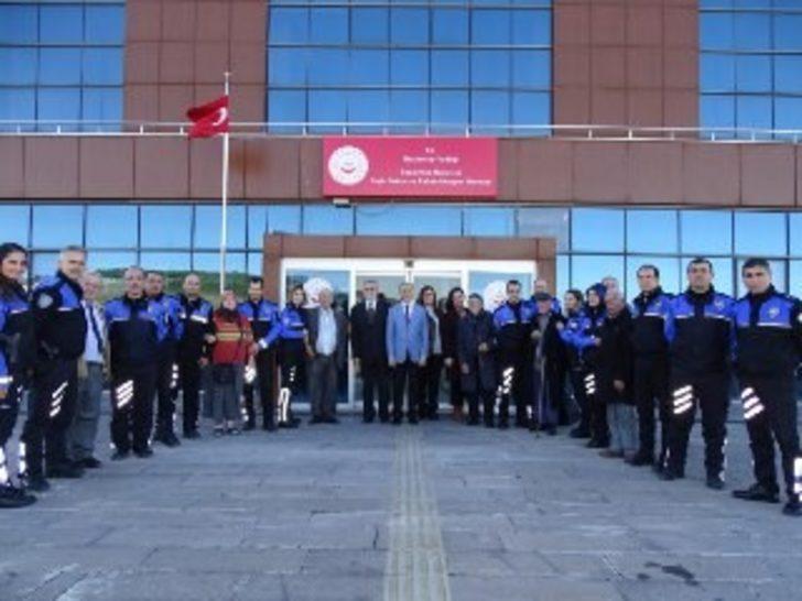 Toplum destekli polislerden huzurevi sakinlerine ziyarete G3